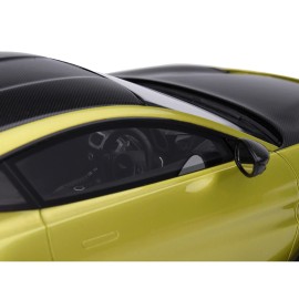 DCD 2022 Aston Martin V12 Vantage RHD Cosmopolitan Yellow Black Hood Top 1/18 Car Manual Gearbox Top Speed Right Hand Drive