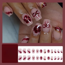 KQueenest Dark Red Press on Nails Short Square, Medium Fake Nails with Floral Bow Design, Gold Charms Full Cover Nude Pink Glue on Nails Press ons, Stick on Nail for Women Decoration 24 Pcs