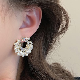 Trendy Pearl Earrings for Women Dainty 14K Gold Cubic Zirconia Pearl Drop Earrings Chunky Statement Earrings Vintage Wedding Banquet Jewelry Presents (Gold)