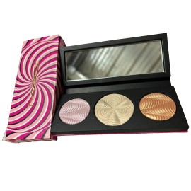 MAC Step Bright Up Extra Dimension Skinfinish Palette Light - New in Box