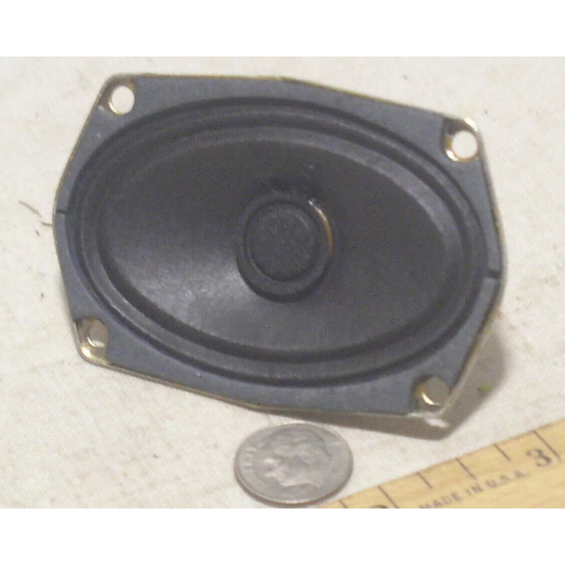 SPECO 1 SPECO NEW 8 OHM .3W 1/3 WATT OVAL