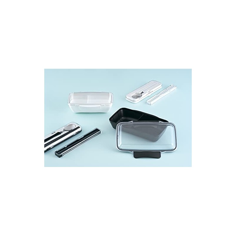 chopsticks and spoon set white