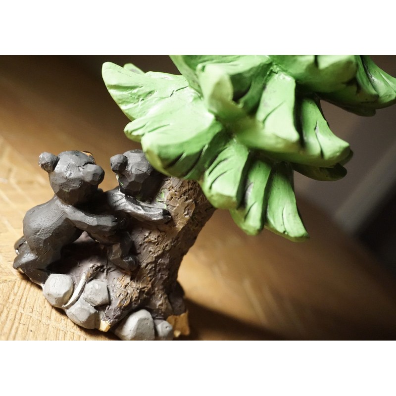 Lipco Black Bear Papa & Cubs Climbing Pine Tree