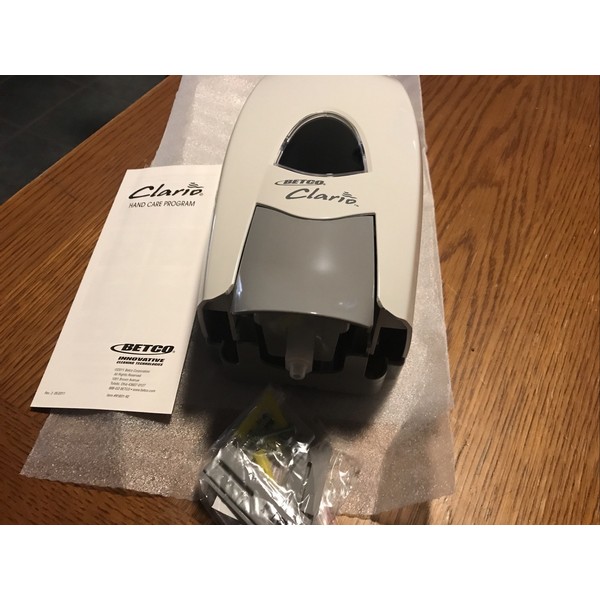 Betco Clario System Lotion White Foaming Dispenser -