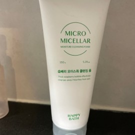 Happy Bath Micromicellar Soapberry Moisture Cleansing Foam 150ml Rich Foam Mildly Alkaline Cleansing Foam / 해피바스 마이크로미셀라 솝베리 모이스춰 클렌징 폼 150ml 풍성한거품 약알칼리성클렌징폼