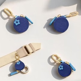 Acxico 2 llaveros para monedero de cereza y fresa, mini bolsa con cremallera en forma de fruta con anillo dorado, almacenamiento compacto de estilo co