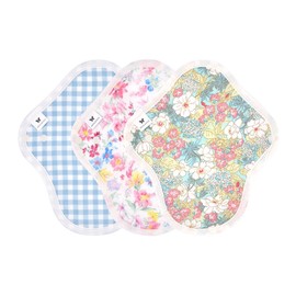 Panty Liner NO 3 Organic Cotton 3 Piece Set v05 rf Refresh Fresh Green Pattern