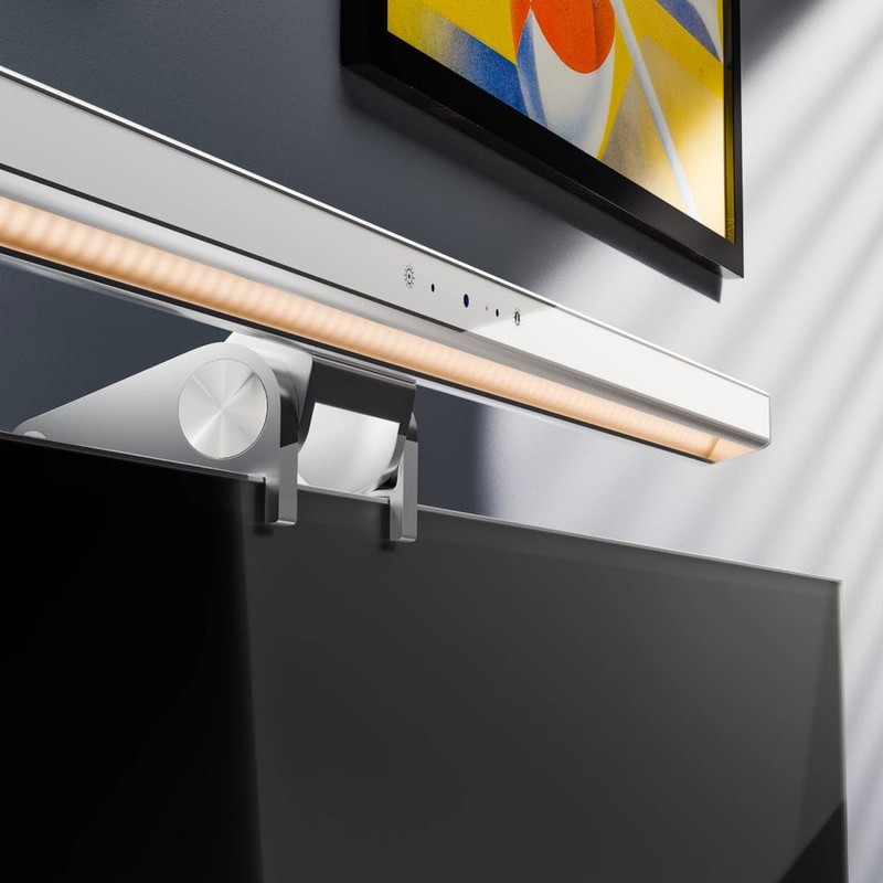 Alogic Illuminate USB-C Light Bar with 4k Autofocus Webcam |