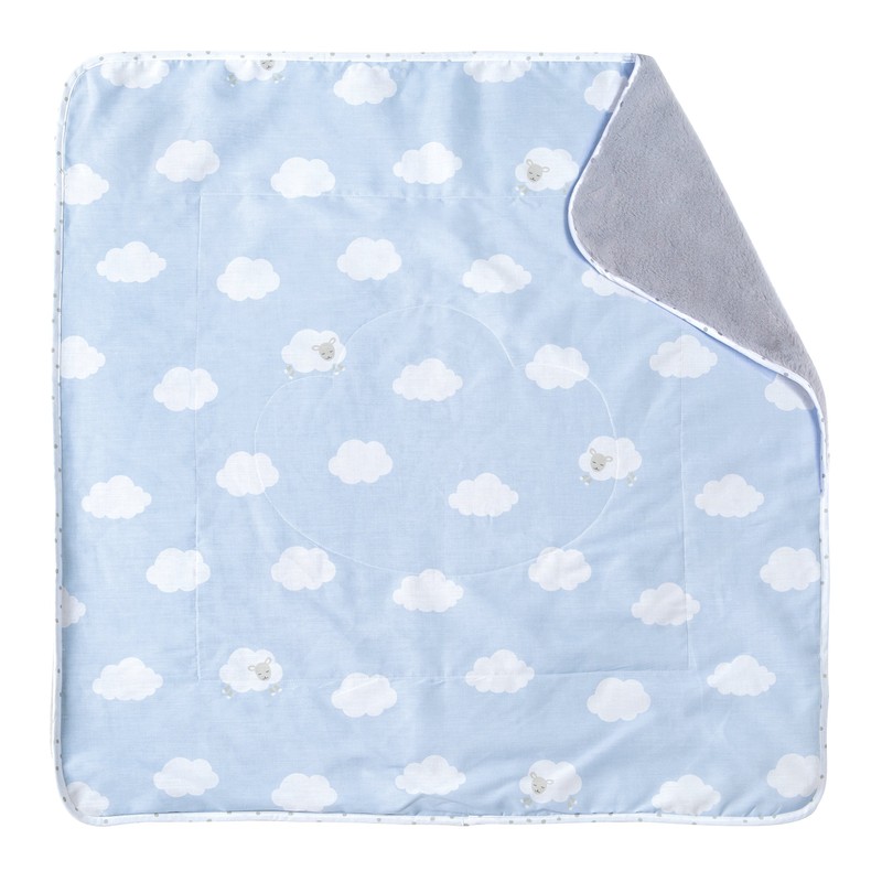 Roba baby blanket for cuddling, crawling and playing.