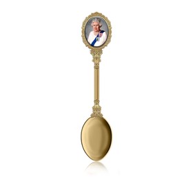 Celebrate The Life of Queen Elizabeth II 1926-2022 Commemorative Decorative Tea Spoon- A Memorable Souvenir Gift for Home Décor Collection (by LILAJ)
