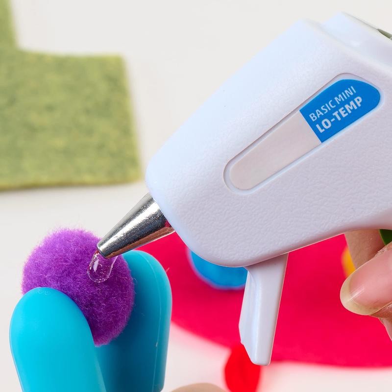 Hot Glue Sticks 4 Inch Mini Size Clear (550 Sticks)