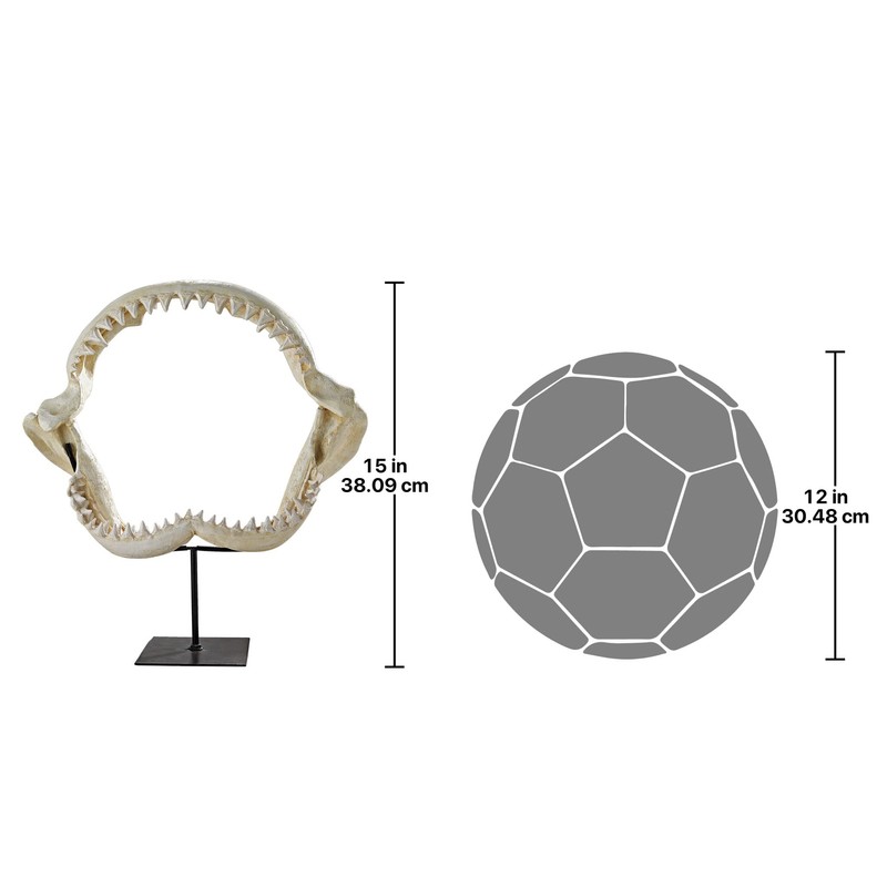 Design Toscano Shark's Jagged Jaws Statue