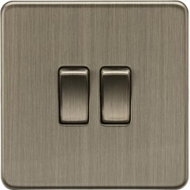 Knightsbridge 10AX 2G 2-Way Switch - Antique Brass