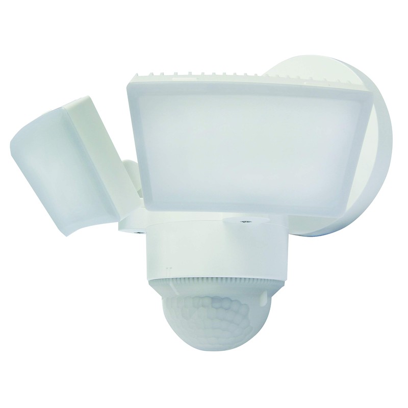 IQ AMERICA LED Outdoor Motion Sensor Security Floodlight – 1100