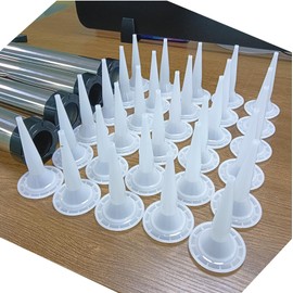 Caulking Nozzle for Caulk Gun,Reusable Silicone Caulk Nozzle Applicator Durable Epoxy Piston Caulk Cap (White-30 pieces)