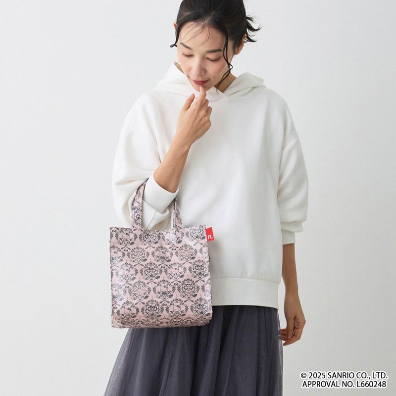 [ルートート] 小さめ トートバッグ 表地ラミネート加工 IP.スクエア.ラミネート.サンリオキャラクターズ-A 8492 (01 ハローキティ)