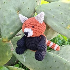Hoooked Amigurumi DIY Kit W/Eco Barbante Yarn-Red Panda Ling