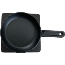 Ishigaki Skillet, 5.9 inches (15 cm), Inner Diameter 5.6 inches (14.1 cm) x Depth 1.1 inches (2.7 cm), Snack Skillet with Deck, Iron Casting, Direct Fire, Induction Compatible, Oven, Grill, Outdoor,