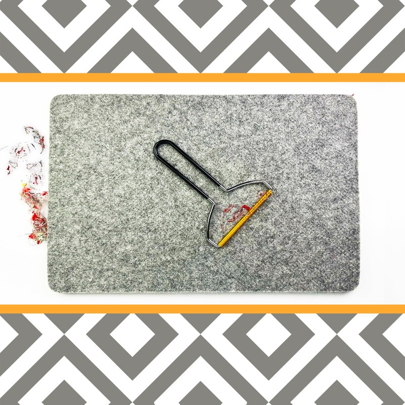 Savina Wool Pressing Mat Cleaning Tool - Lint Remover for