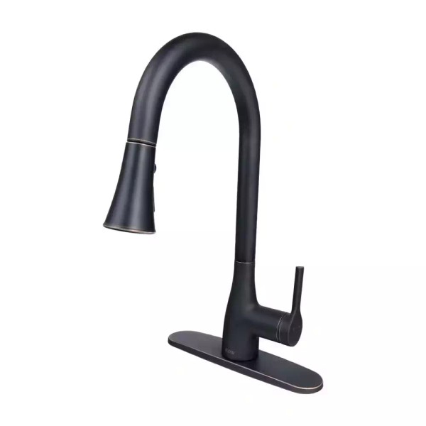 Classic Series Single-Handle Standard Kitchen Faucet in Oil Rubbed Bronze