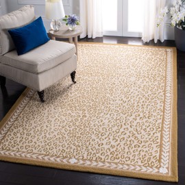 Safavieh Chelsea Collection HK15B Hand-Hooked French Country Wool Area Rug, 5'3" x 8'3", Ivory