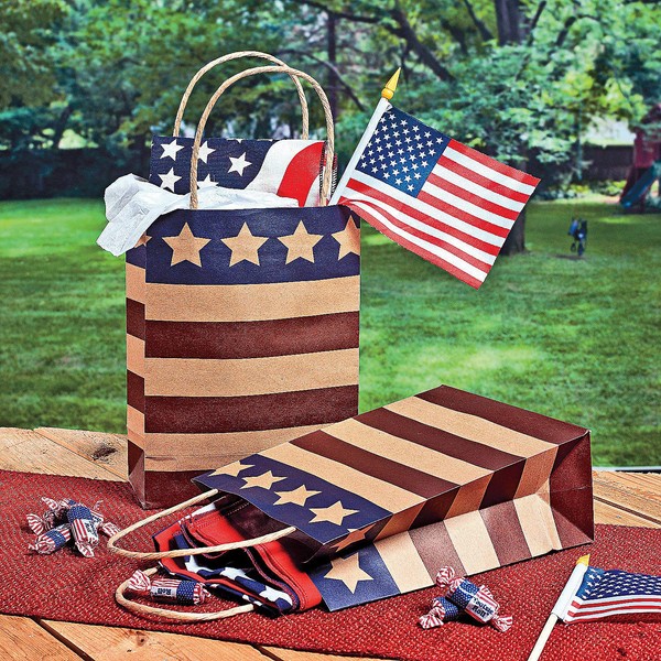 American Flag Craft Bags - Set of 12 - Vintage Farmhouse Style - Fourth of July Party Supplies