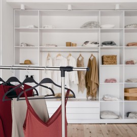 Relaxdays Set of 10 Wheat Straw Plastic Sustainable Slim Hangers Trouser Bar Notches Black