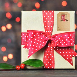 Self Adhesive Gift Tag Stickers: Decorative Christmas Tags Stickers Gift Labels for Holiday Presents Xmas Gift Bags - Easy to Write and Peel, 120Pcs