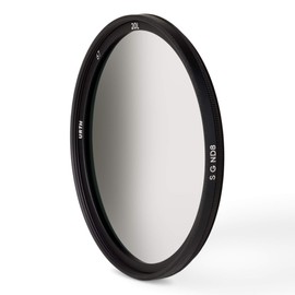 Urth 67mm Soft Graduated ND8 Lens Filter (Plus+)