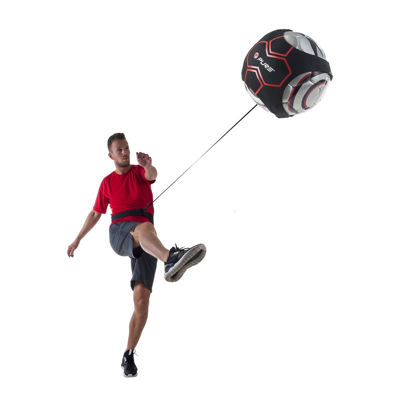 Pure2Improve Football Trainer - Black