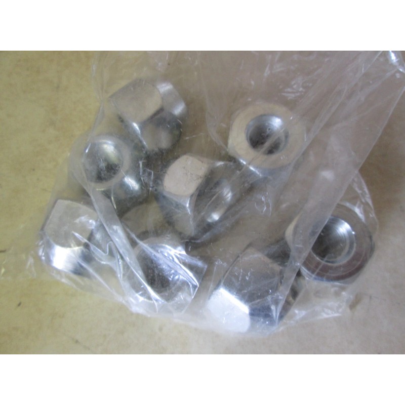 QUADRAX - 1 1/2" WHEEL SPACER BOLT KIT (2) SUZUKI