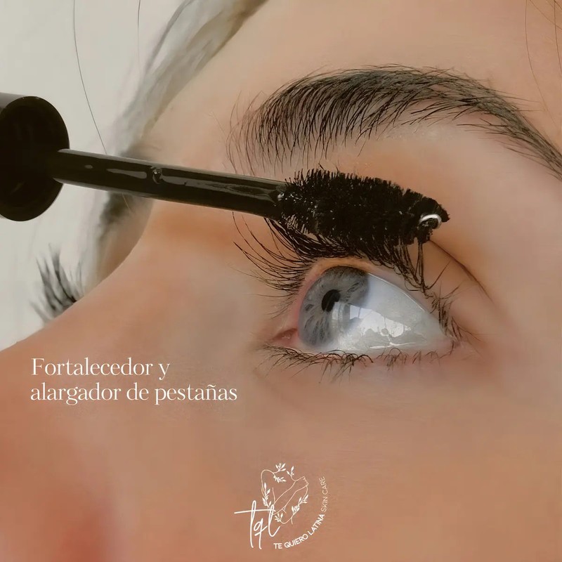 Te Quiero Latina Sérum Crecimiento Pestañas y Cejas con Aceites