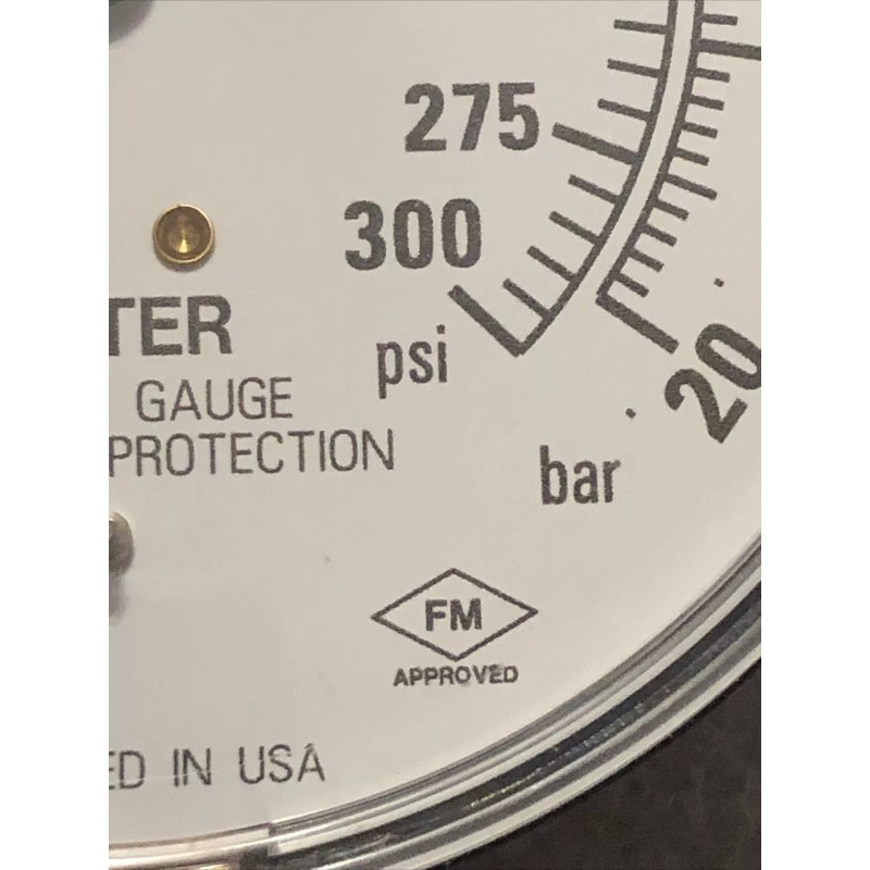 VIKING 111.10SP.100 WIKA 2016 WATER PRESSURE GAUGE NEW IN BOX
