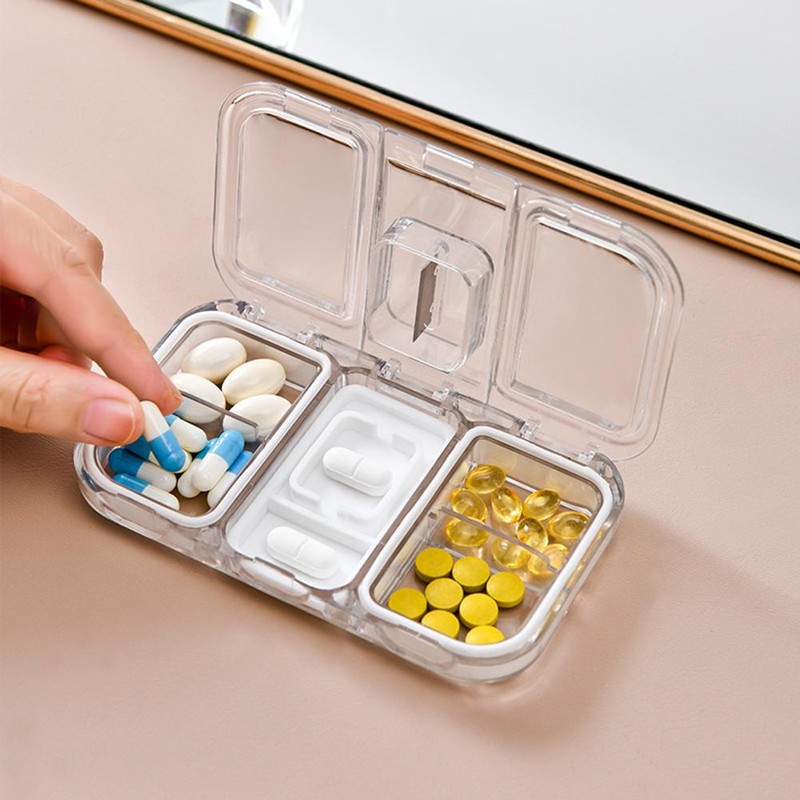 2 in 1 Portable Pill Organizer Pill Cutter Dustproof and