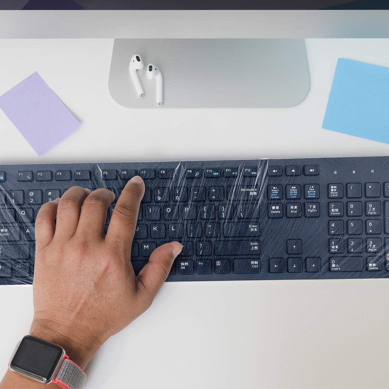 Weewooday 30 Pcs Universal Disposable Keyboard Protector Cover 0.025mm Wipeable