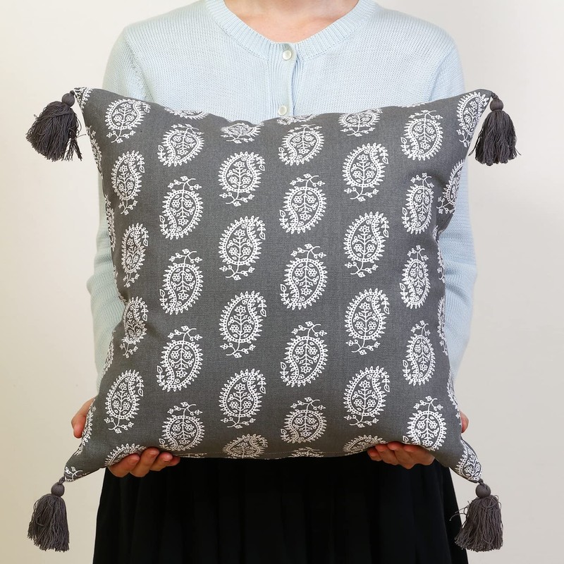 Fujiboeki Cushion Cover 45×45 Gray 100% Cotton With Tassel Paisley
