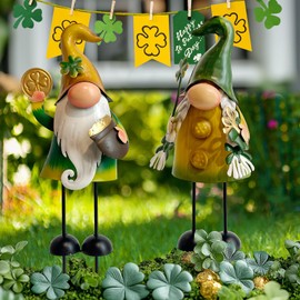 HONGLAND St.Patricks Day Decorations Outdoor Green Gnomes, Metal Gnomes Figurine Irish Leprechaun St Patricks Day Decor, Luck Shamrock Gnome for Home Outside Garden Lawn Party Yard Patio (18 INCH)