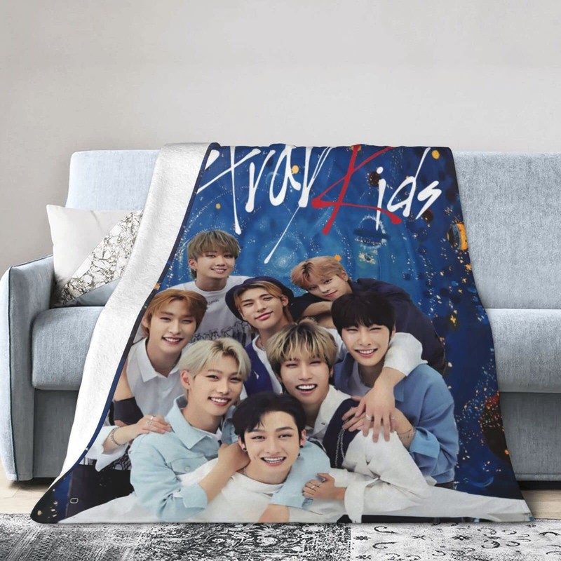 Super Soft Stray Flannel Throw Hyunjin Bangchan Felix Blanket Kids