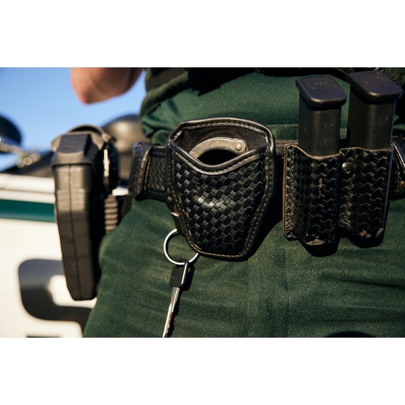 Bianchi 7934 AccuMold Elite Open Handcuff Case, Basketweave Black