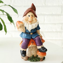 Resin Dwarfs Statue Garden Ornament Lovely Dwarf Figurine Outdoor Lawn Decoration