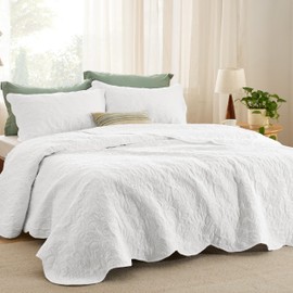 Bedsure King Size Bedding Set - Pre-Washed King Bedspread - Ultra Soft Coverlet Quilted Bedding - White Bedding for All Seasons (Includes 2 Pillow Shams)