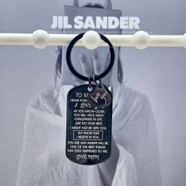 Valentines Day Gift for Sonfrom Mom - To My Son I Love You Keychain Gift for Him Boys Men Inspirational Pendant Keyring Tags Present for Back To School Birthday Graduation Chirstmas Anniversary