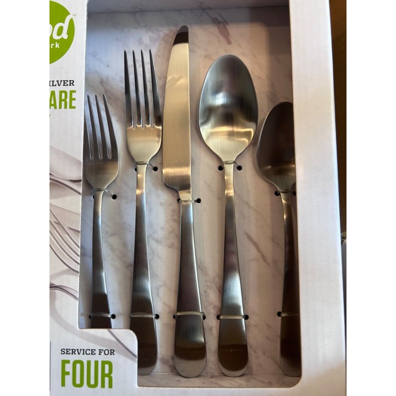 Food Network NEW Food Network Classic Silver 20 pc silverware