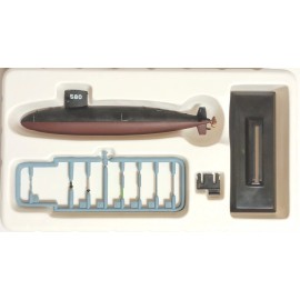 Takara 1/700 Ships of the World Special. SS-580 Takeshio Class, Japan 1997 (#4)