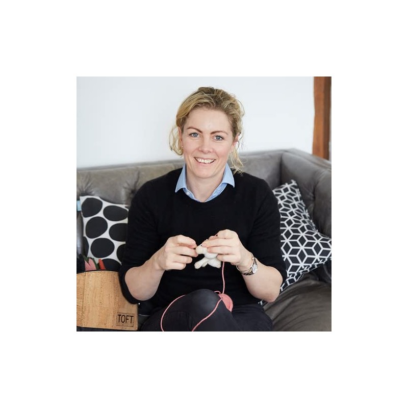 How To Crochet Animals - Farm: 25 Mini Menagerie Patterns