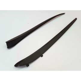 GM  NOS 2008 2009 Pontiac G8 GT GXP Front Windshield Rubber Molding Trim Kit PAIR