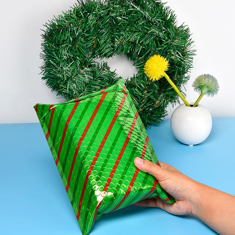 25 Pack Christmas 7x10 inch Poly Bubble Mailers Padded Envelopes