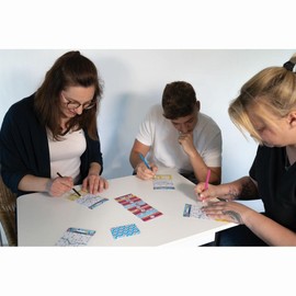 HCM Kinzel - Next Station London | Nominated Game of the Year 2023 | Flip & Write Game - Plan the Optimal Metro Lines of London with Skill and Strategy | German | 55198