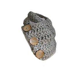 3 Coconut Button Chunky Boston Harbor Scarf Grey Marble