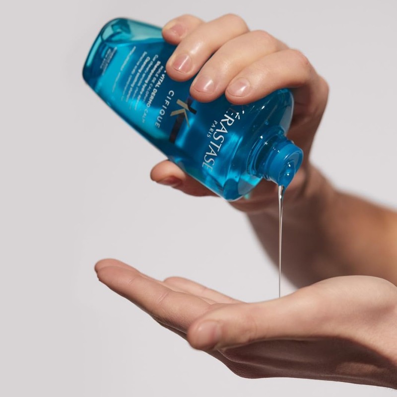 Kérastase Shampoo for Sensitive Scalp, Clarifying Hair Bath to Relieve